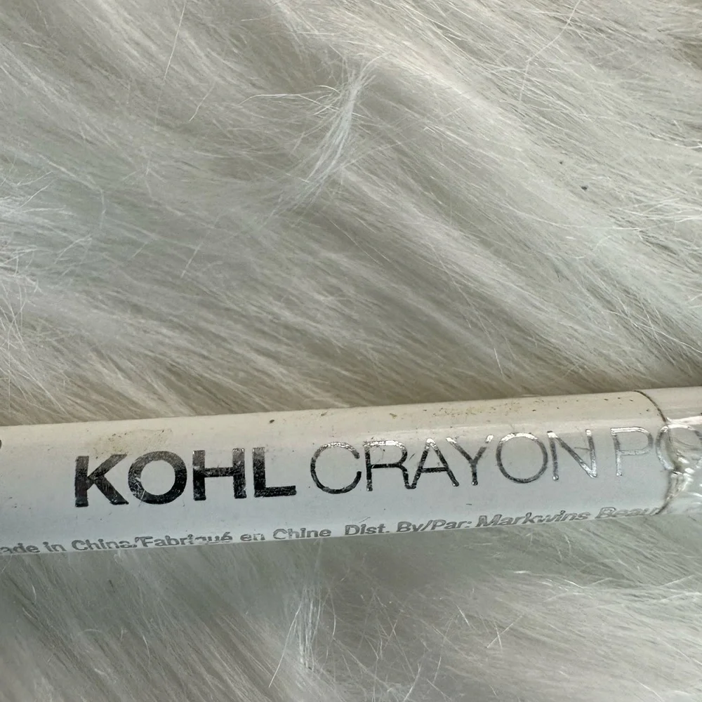 🩷5/$10 Wet & Wild White Eyeliner Pencil